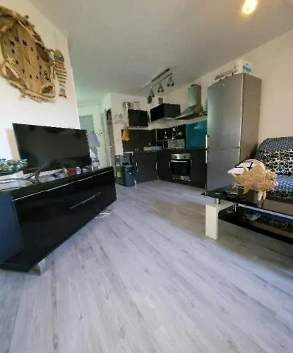 6p Rez-de-jardin Clim Acces Direct *
