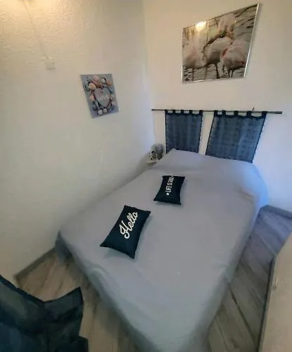 6p Rez-de-jardin Clim Acces Direct Apartamento *